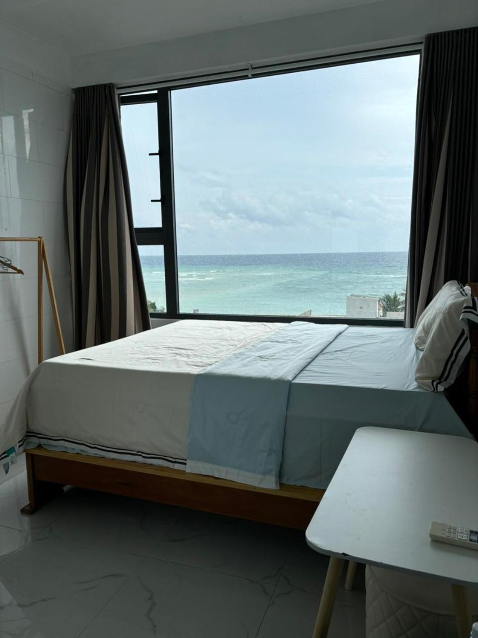 Khách sạn Hoàng Phú đảo Phú Quý Cu Lao Thu Extérieur photo